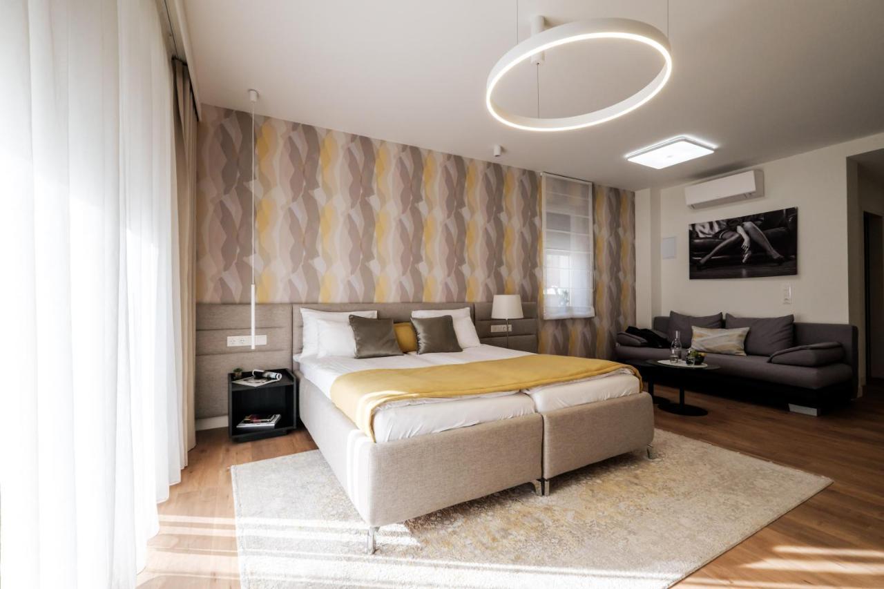 Adele Apartments 佩奇 外观 照片