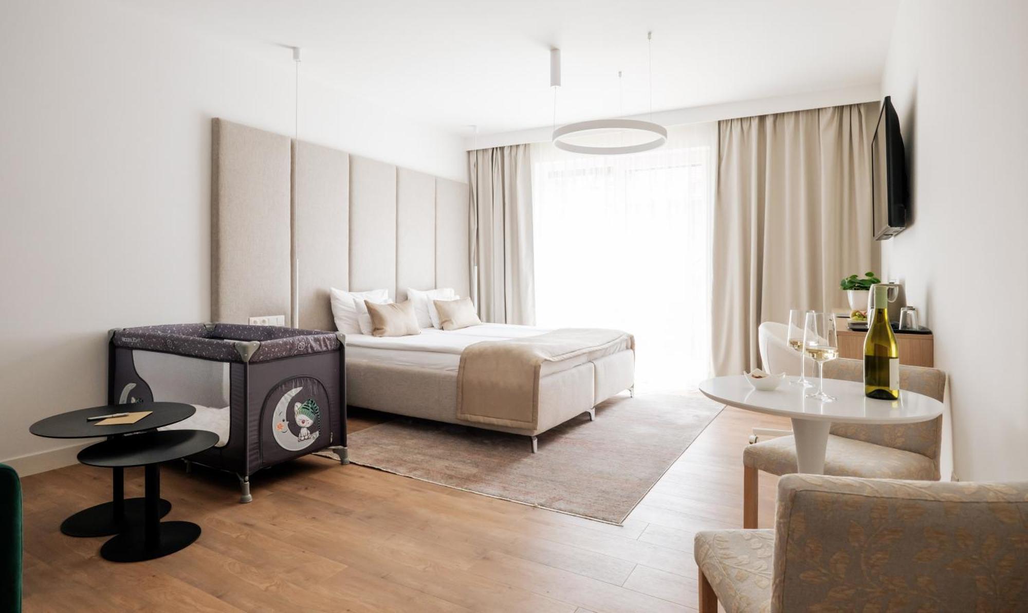 Adele Apartments 佩奇 外观 照片