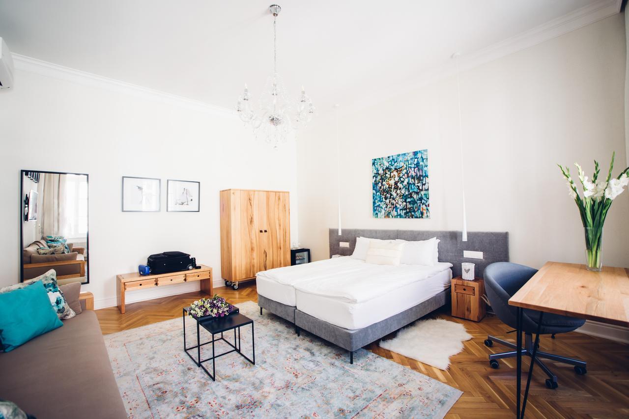 Adele Apartments 佩奇 外观 照片