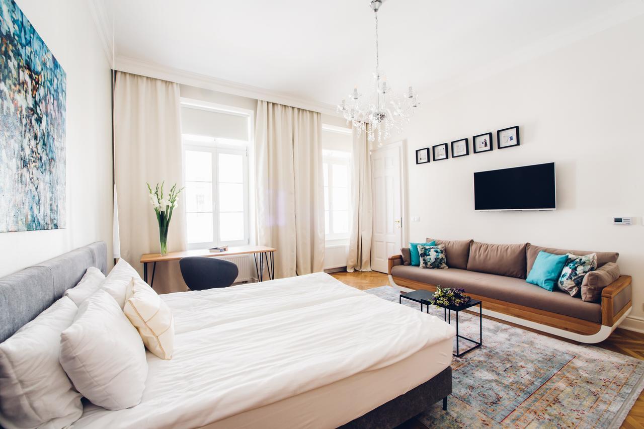 Adele Apartments 佩奇 外观 照片